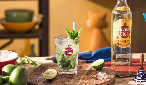 【現地入手】Cocteles Cubanos 10 TRAGOS CUBANOS más FAMOSOS del MUNDO 🥂 - YouTube